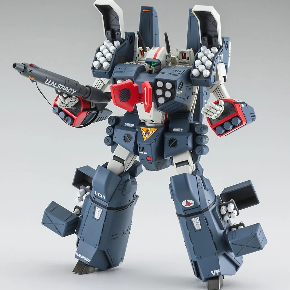 1/72 VF-1J Armored Valkyrie