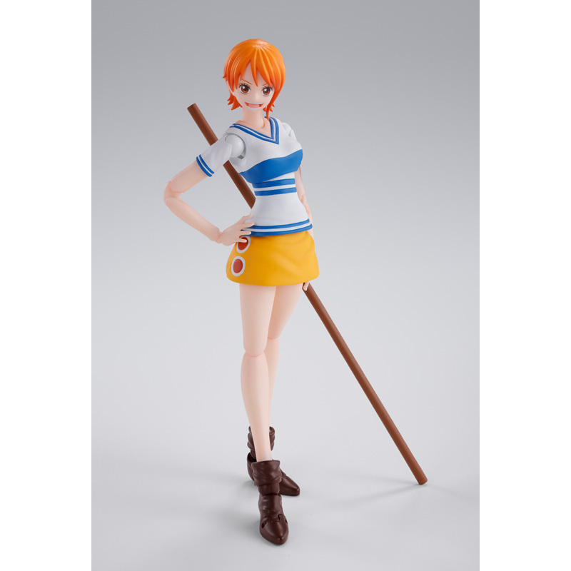 S.H.Figuarts Nami - Romance Dawn