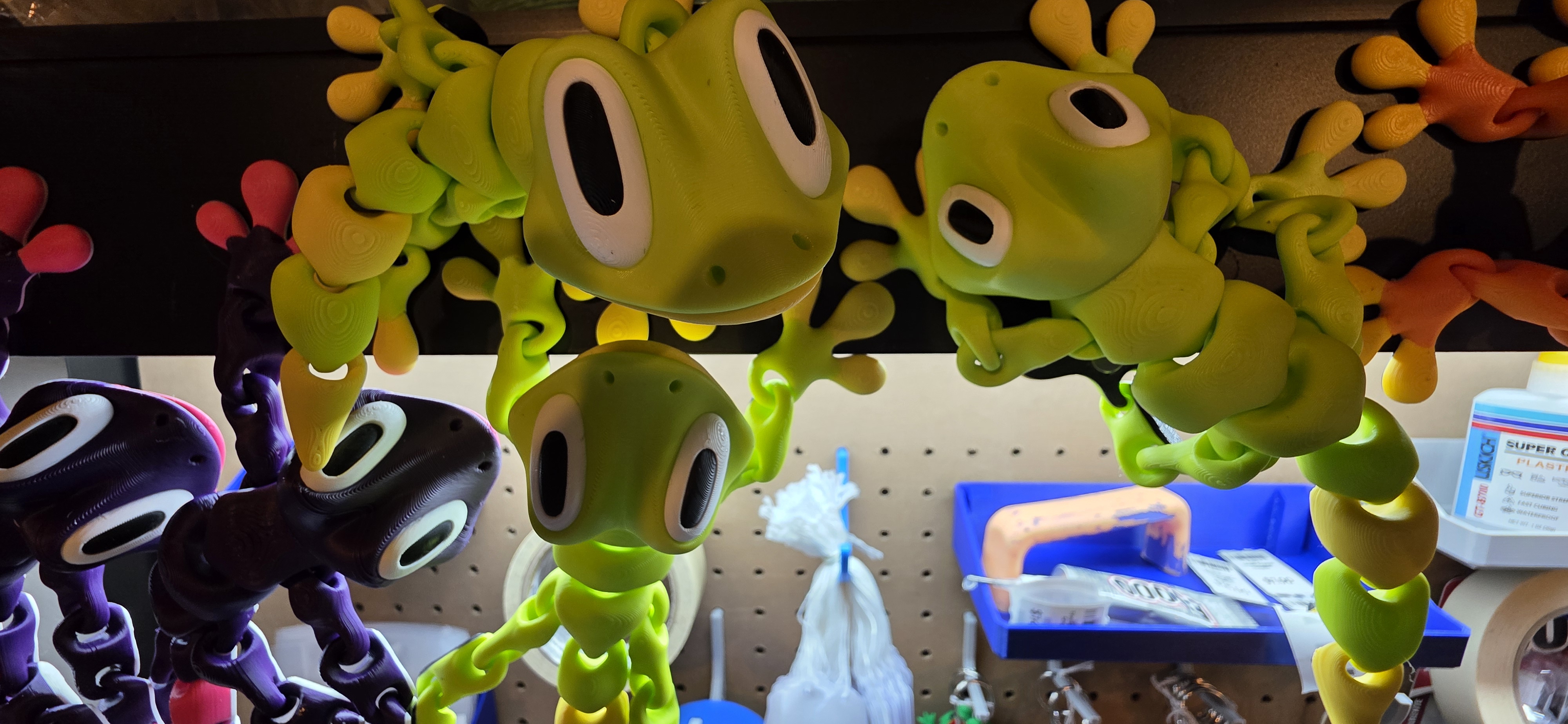 Colorful Magnetic Gecko 