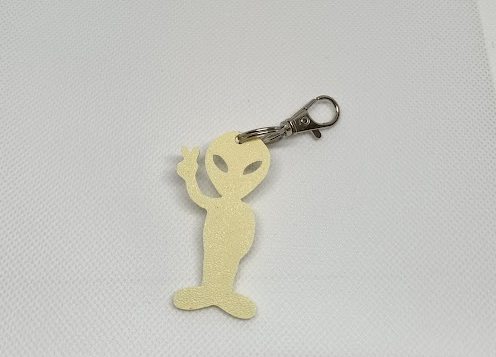 2D Alien keyring
