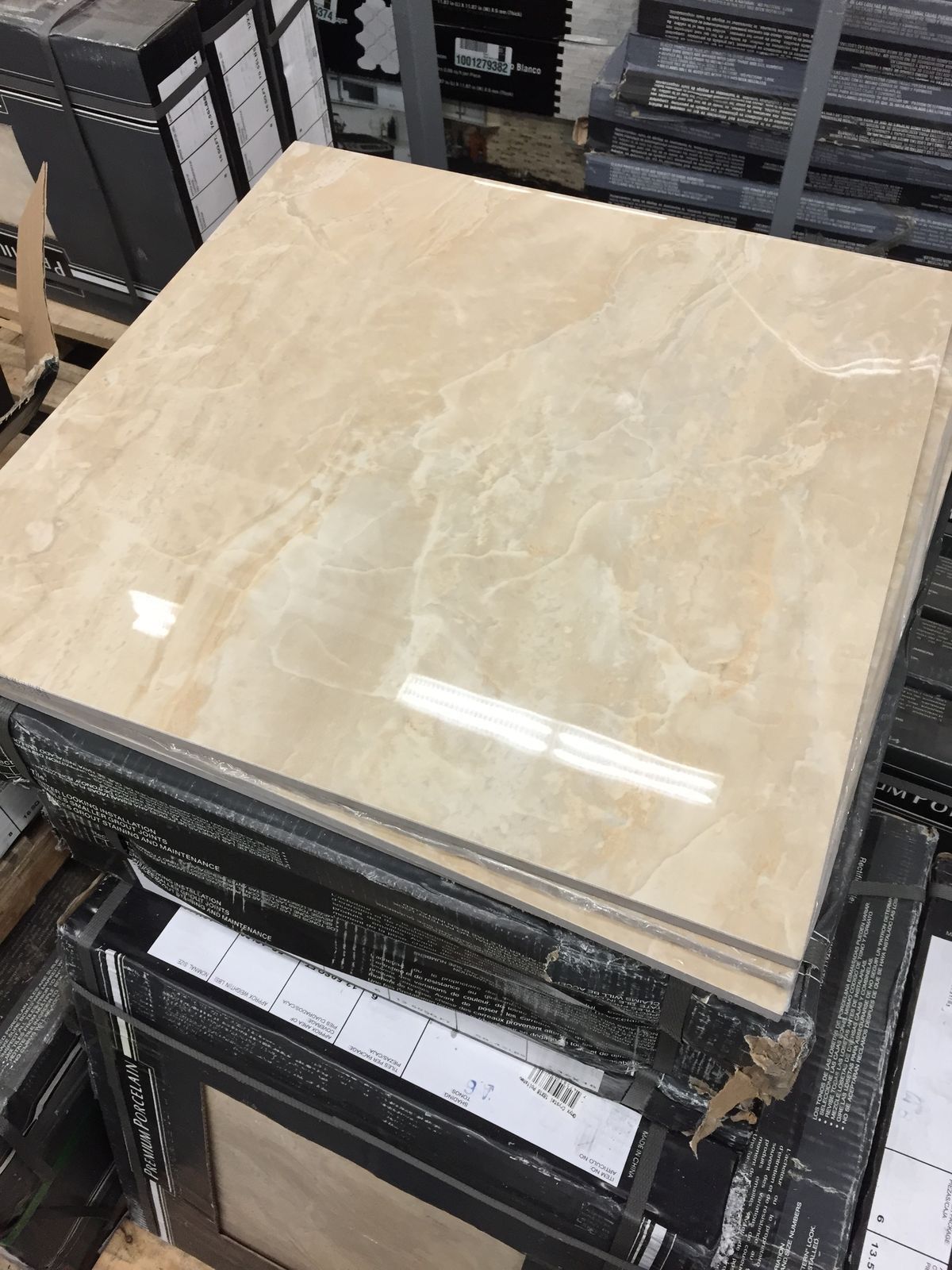 Parlak Mermer Görünümlü Fayans