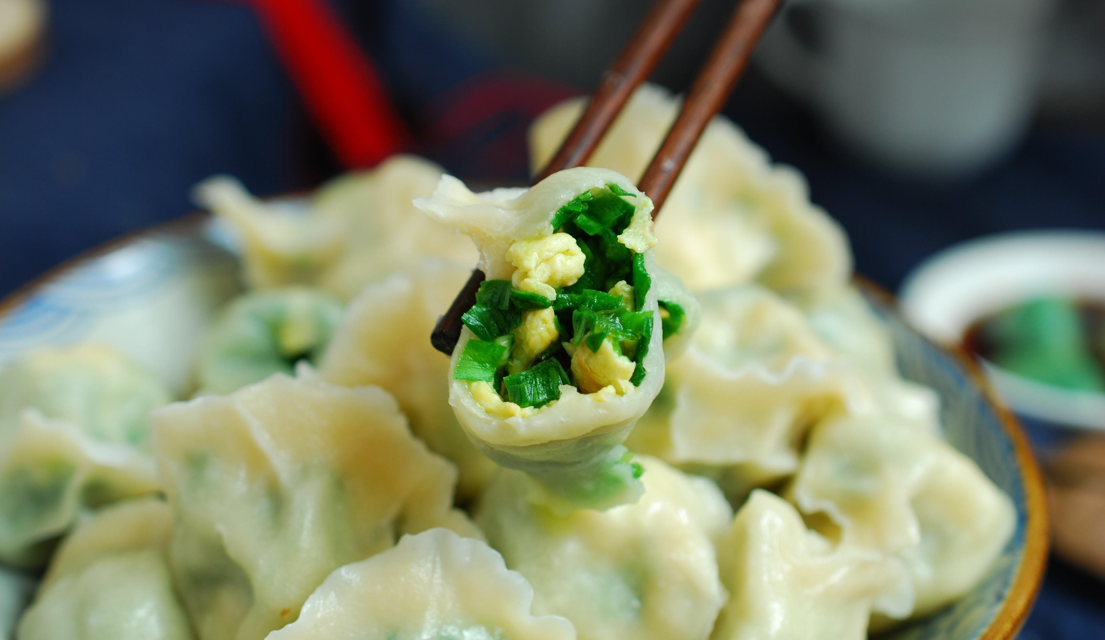 韭菜鸡蛋水饺 (8送2颗)