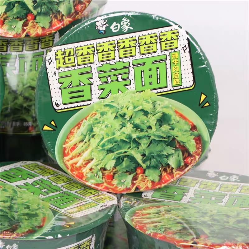 白象香菜面 (辣牛肉汤底) 桶装 115G BaiXiang Spicy Beef Coriander Noodles 115g