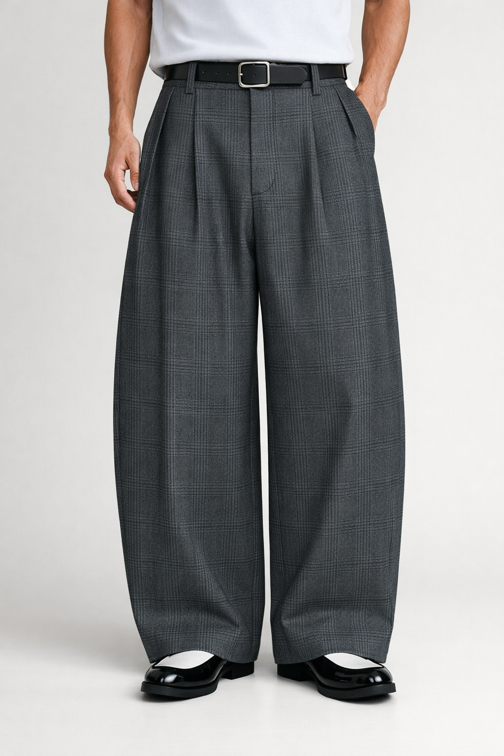 Men's Wide-Leg Plaid Trousers
