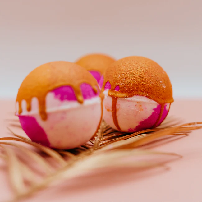 Golden Muse Bath Bomb