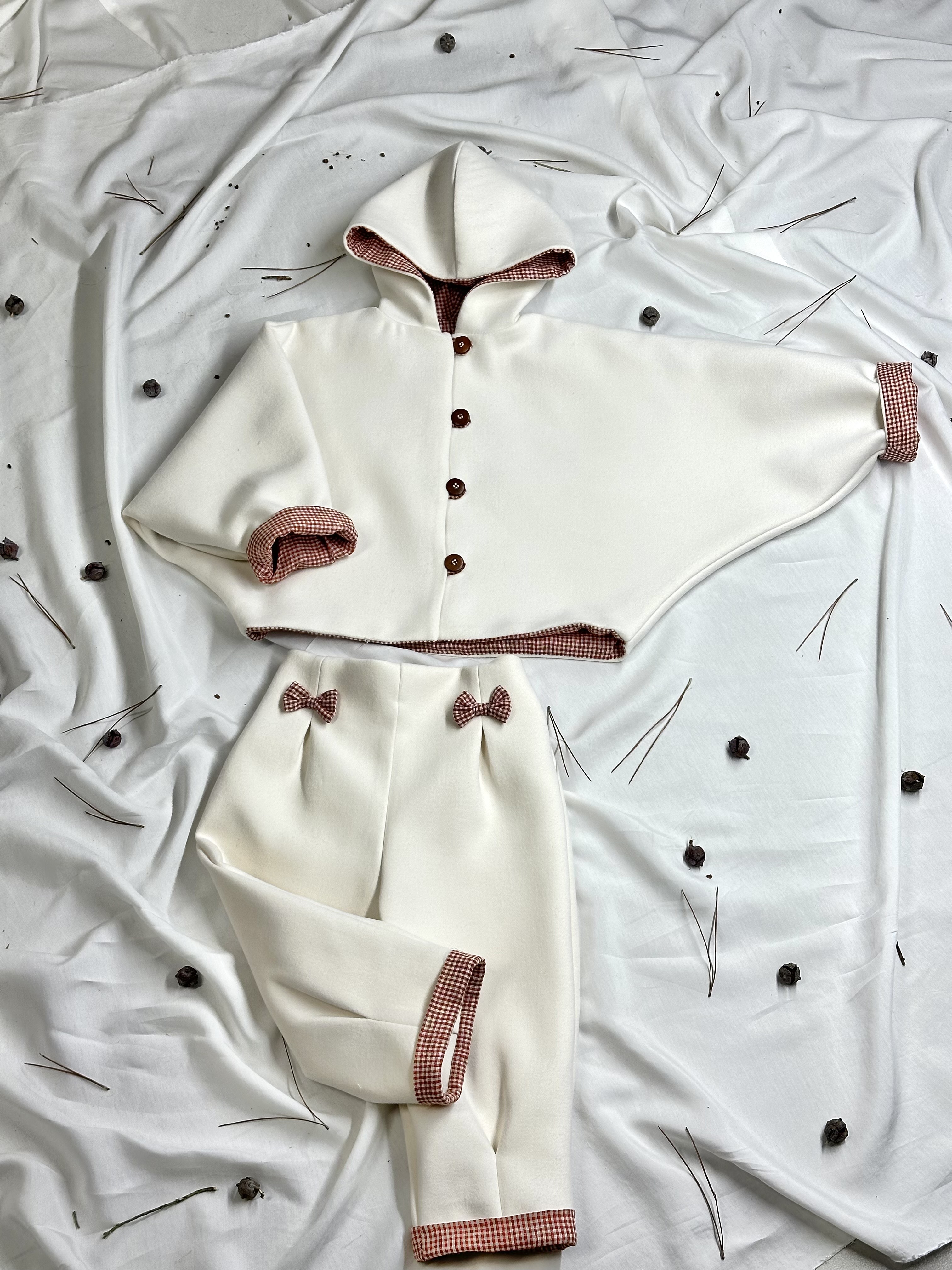 Tundra Kız Çocuk Bebek Kapüşonlu Kaşe Kışlık Takımı Kaban ve Pantolon