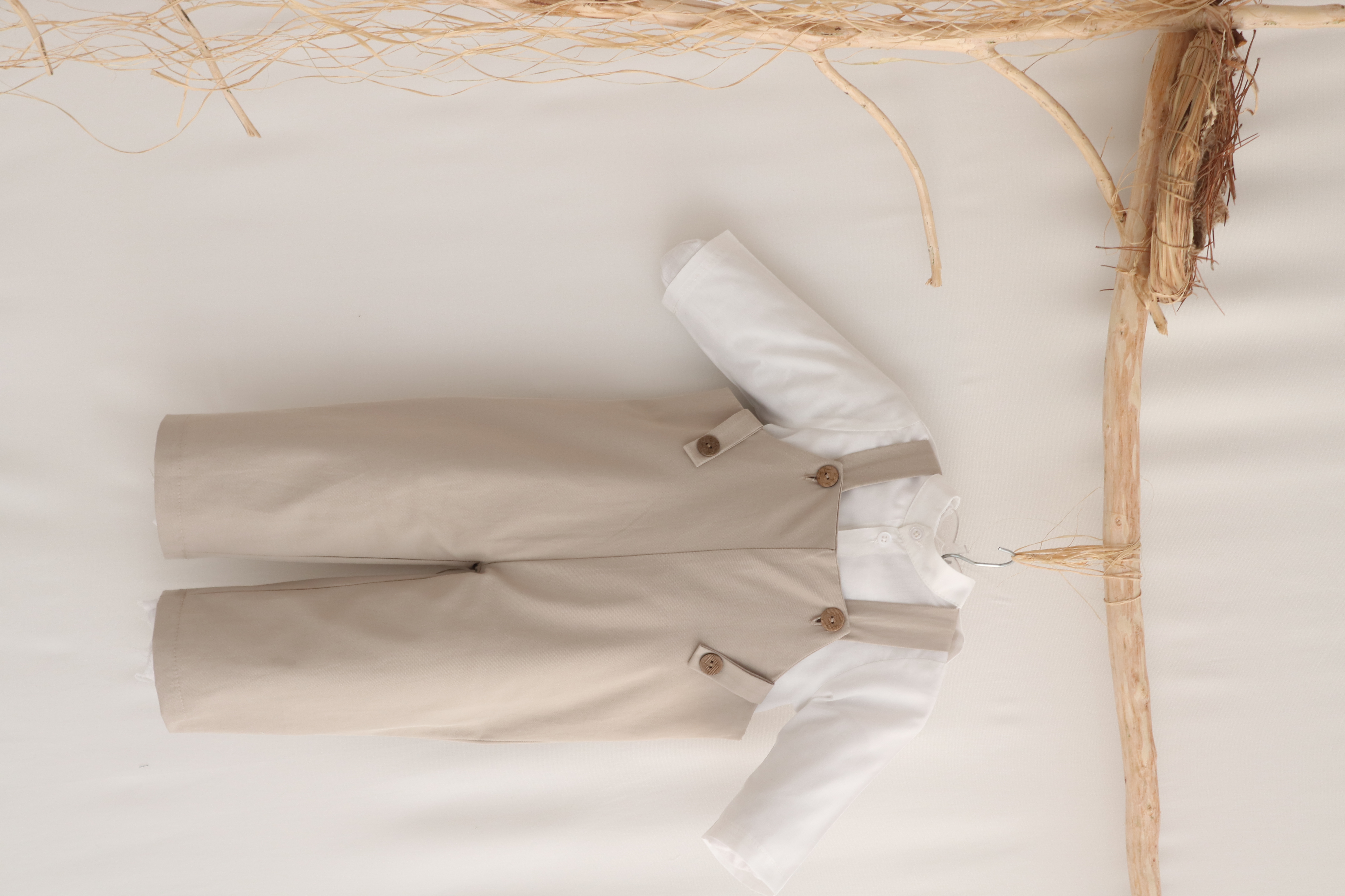 Daisy Klasik Bej Tulum Pantolonlu Erkek Çocuk Takımı