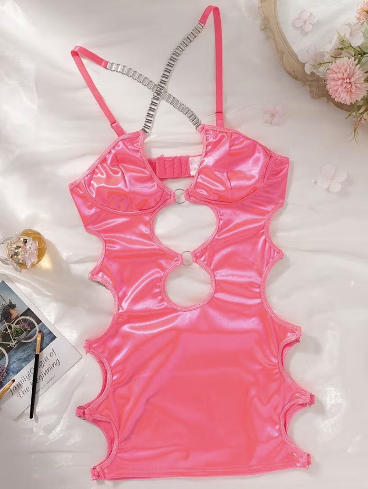 Mini vestido rosa metálico