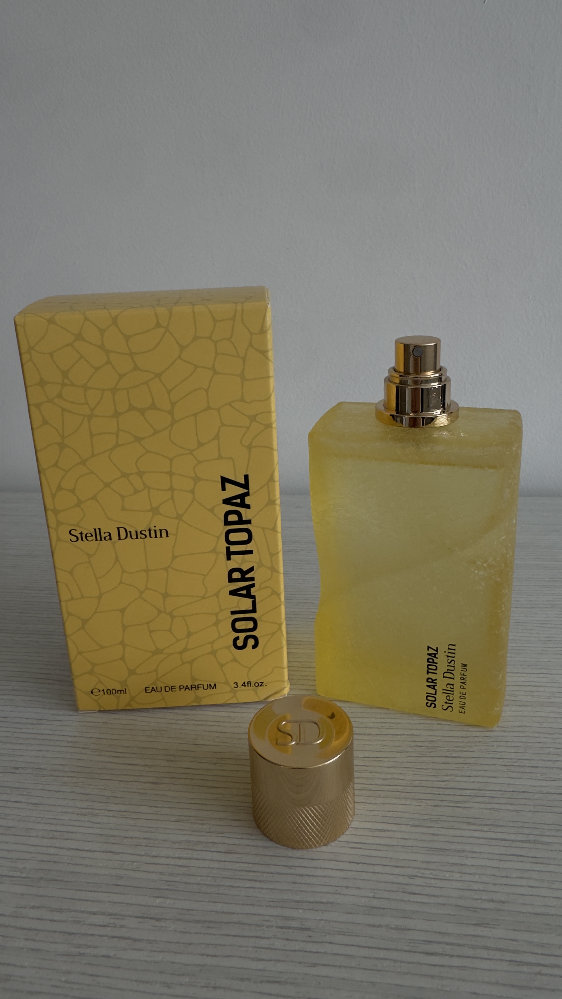 Stella Dustin Solar Topaz