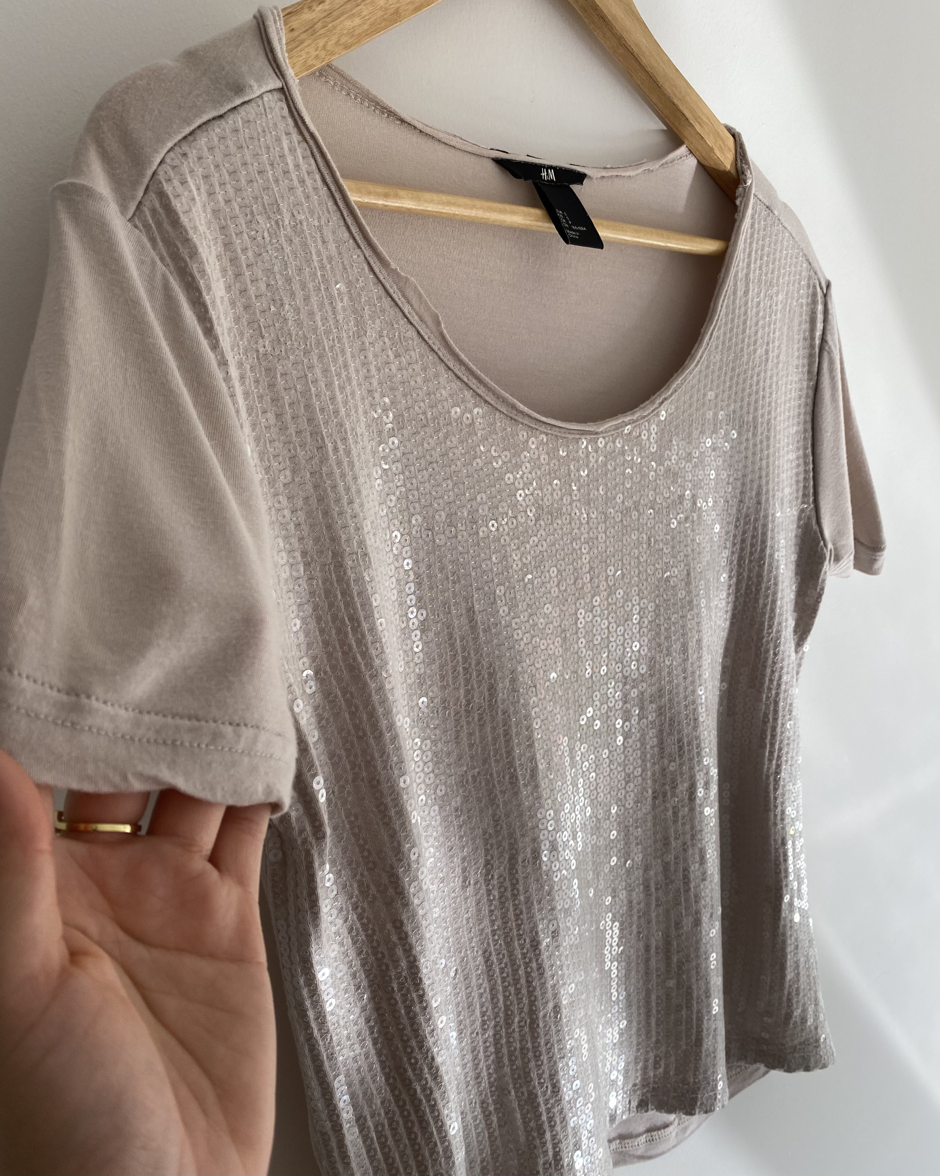 Remera con lentejuelas H&M