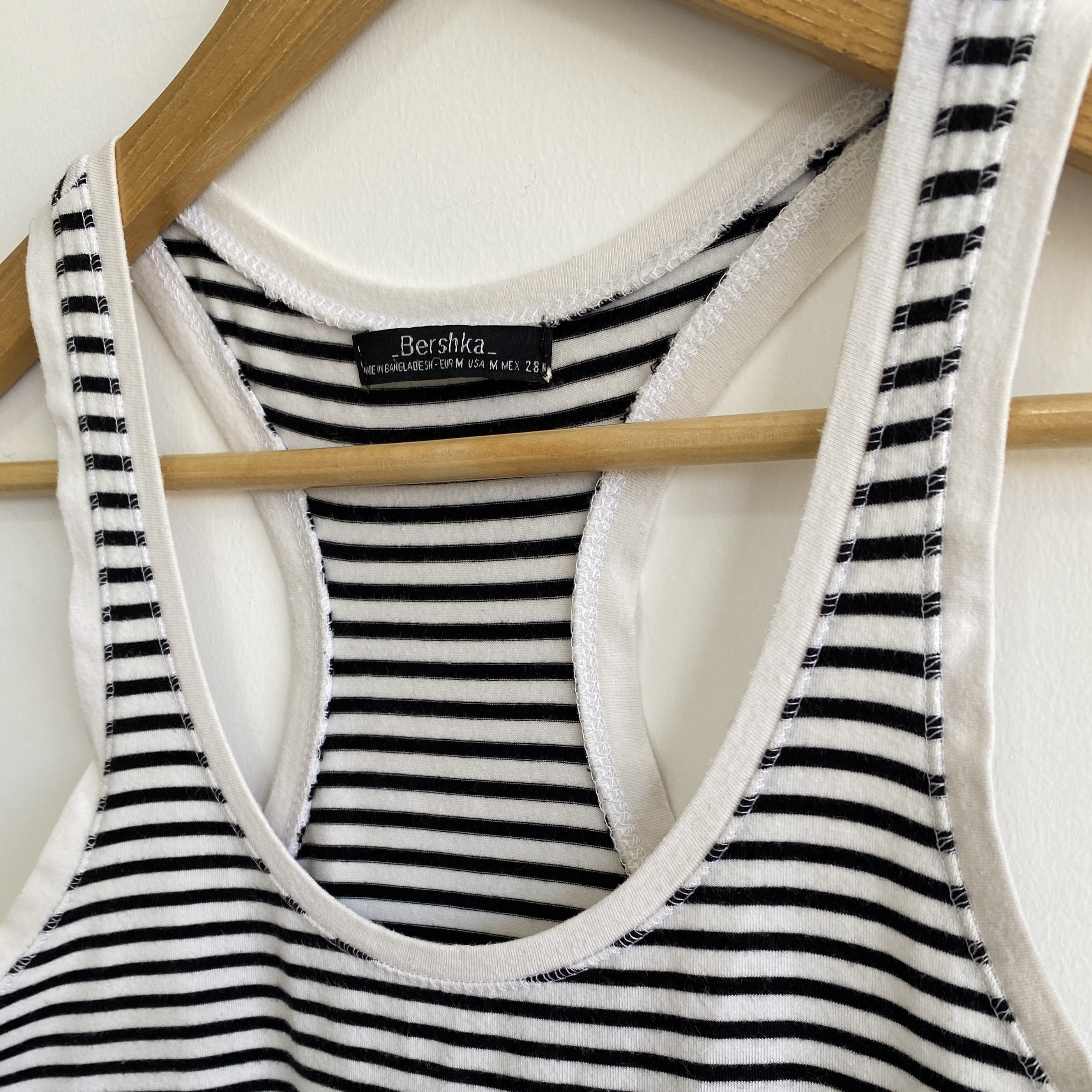 Musculosa a rayas Bershka 