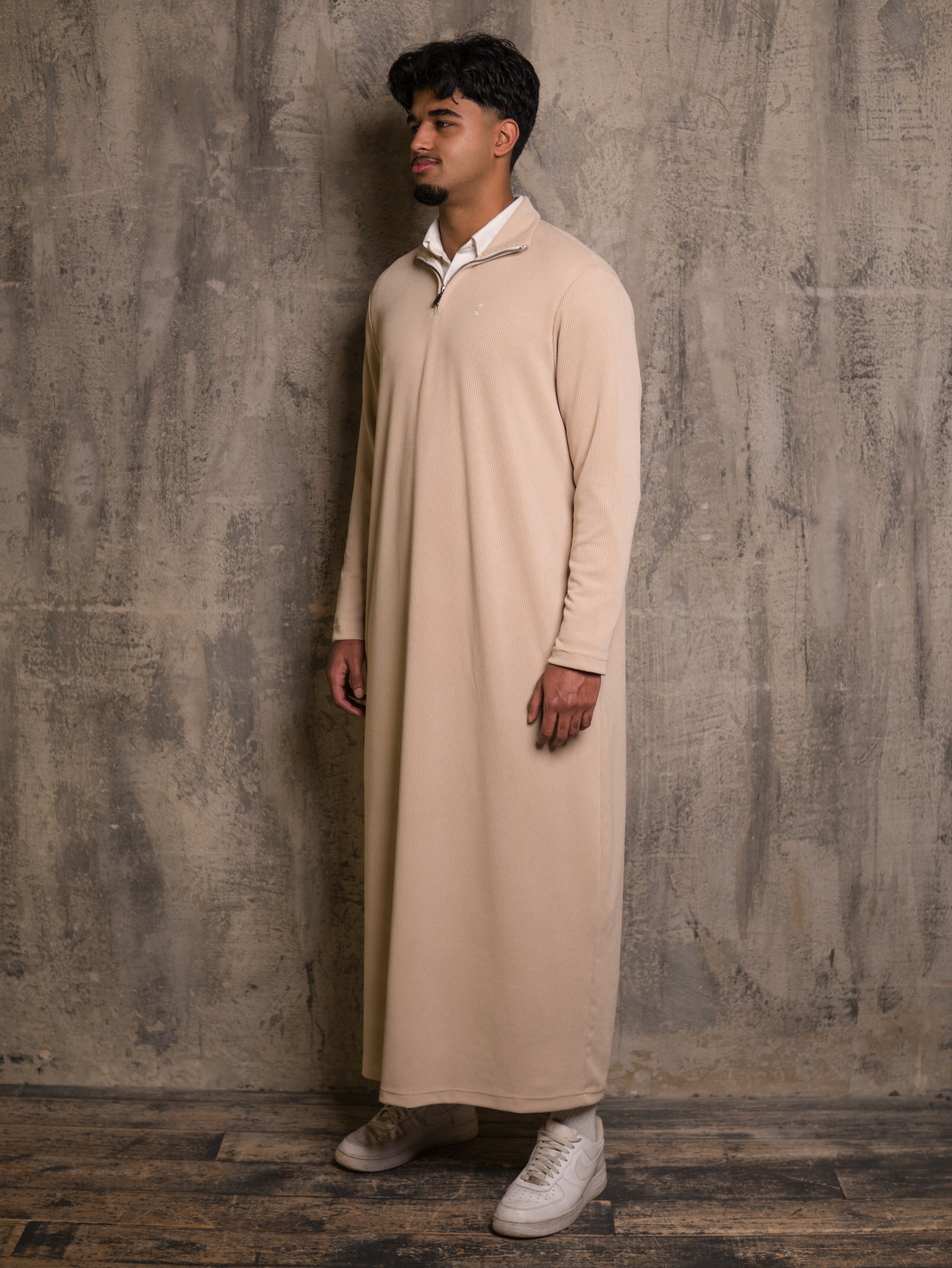 Signature Quarter Zip Thobe  