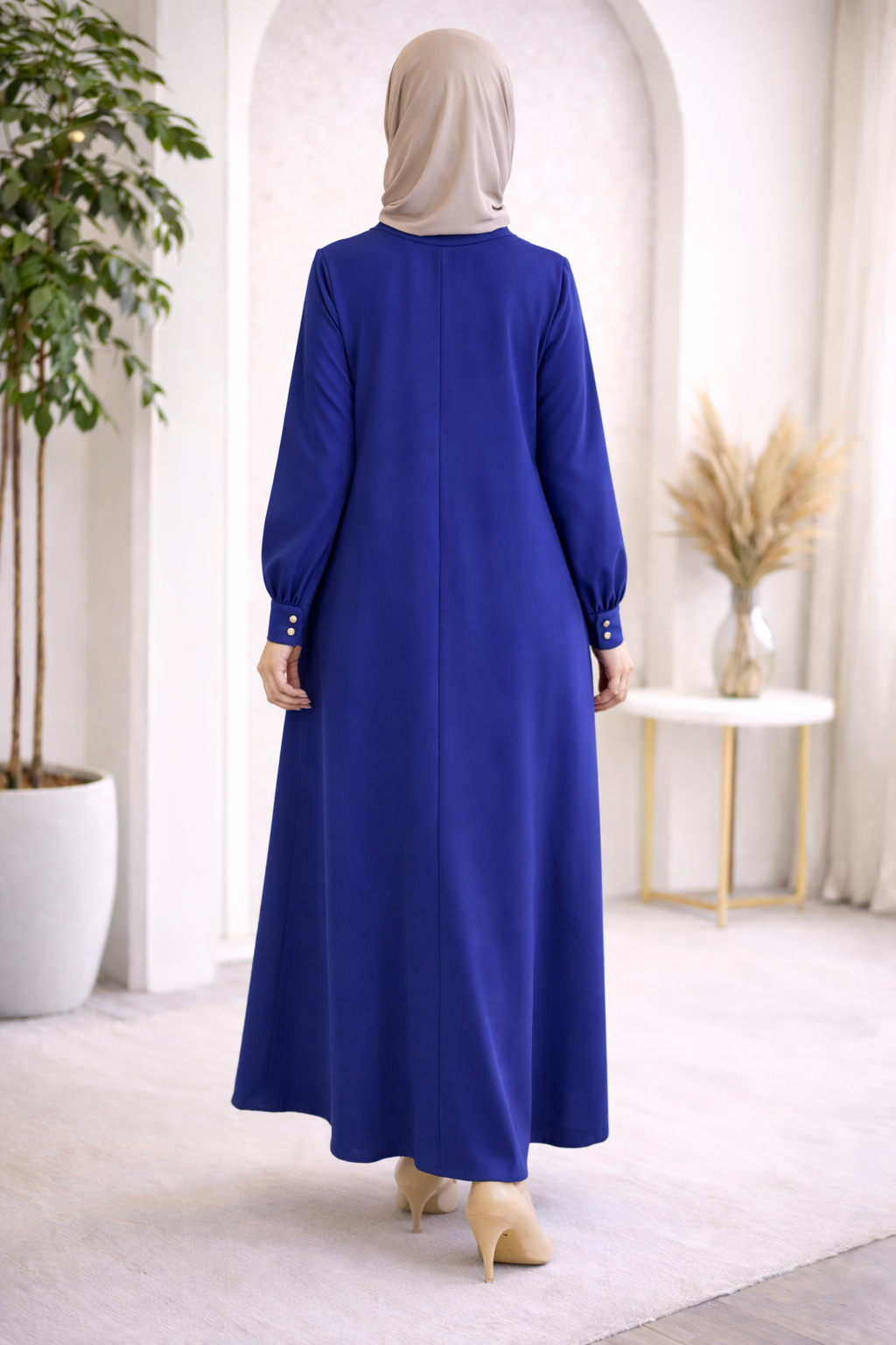 Robe longue bleue élégante