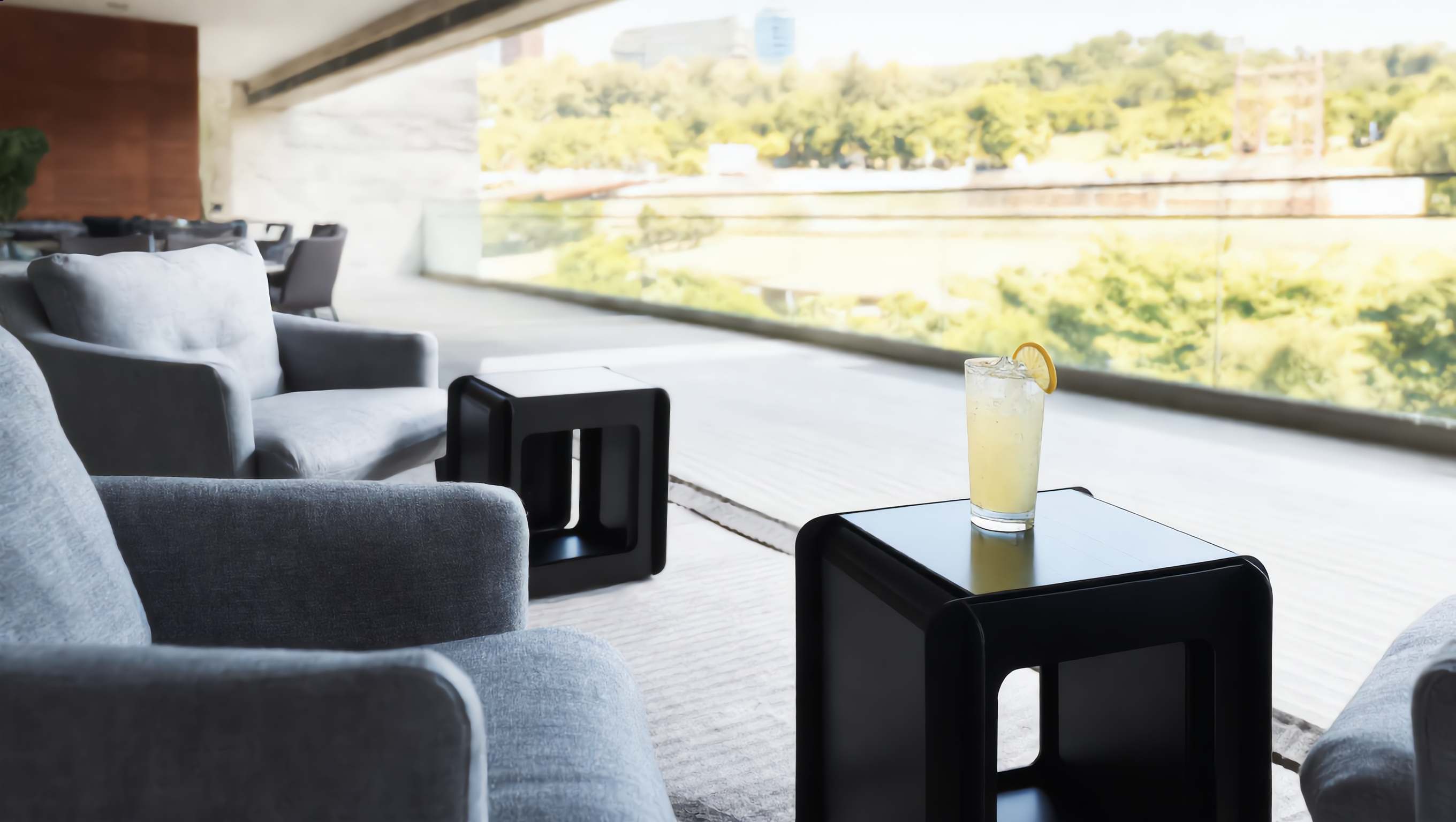 Fe•rrus Fin Cube Side Table