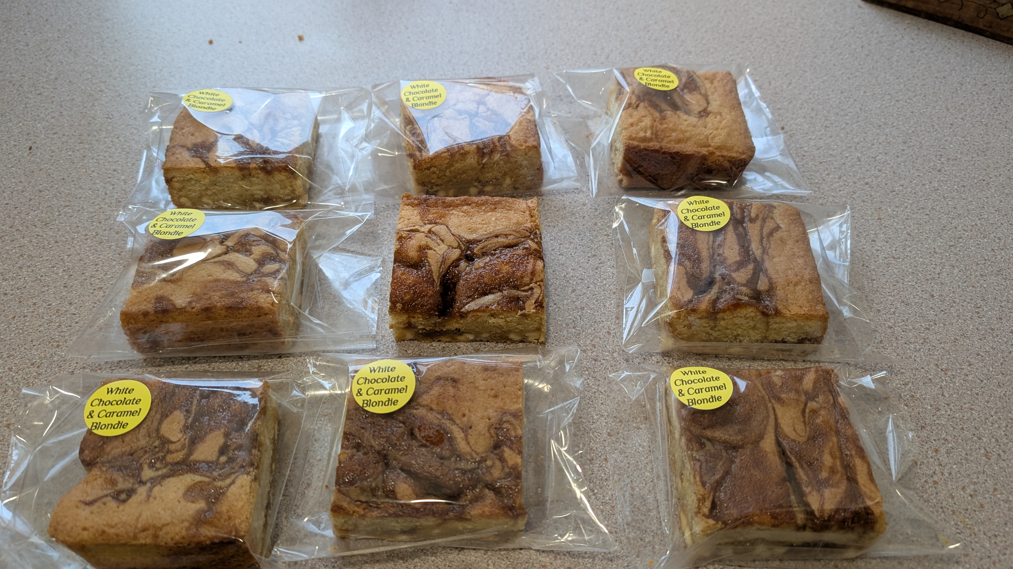 Box of 4 - White Chocolate and Caramel Blondies