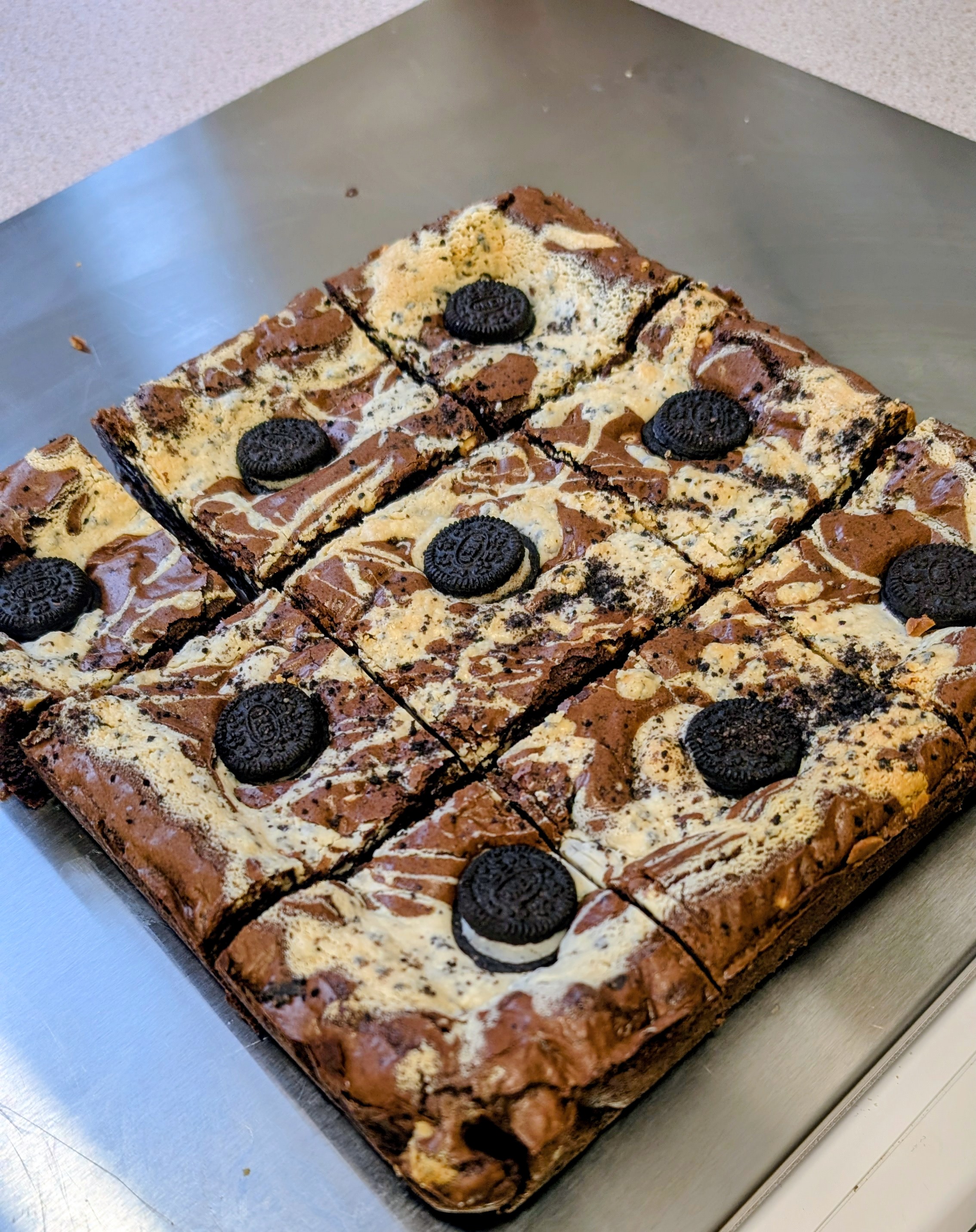 Box of 4 - Oreo Stuffed Brownies
