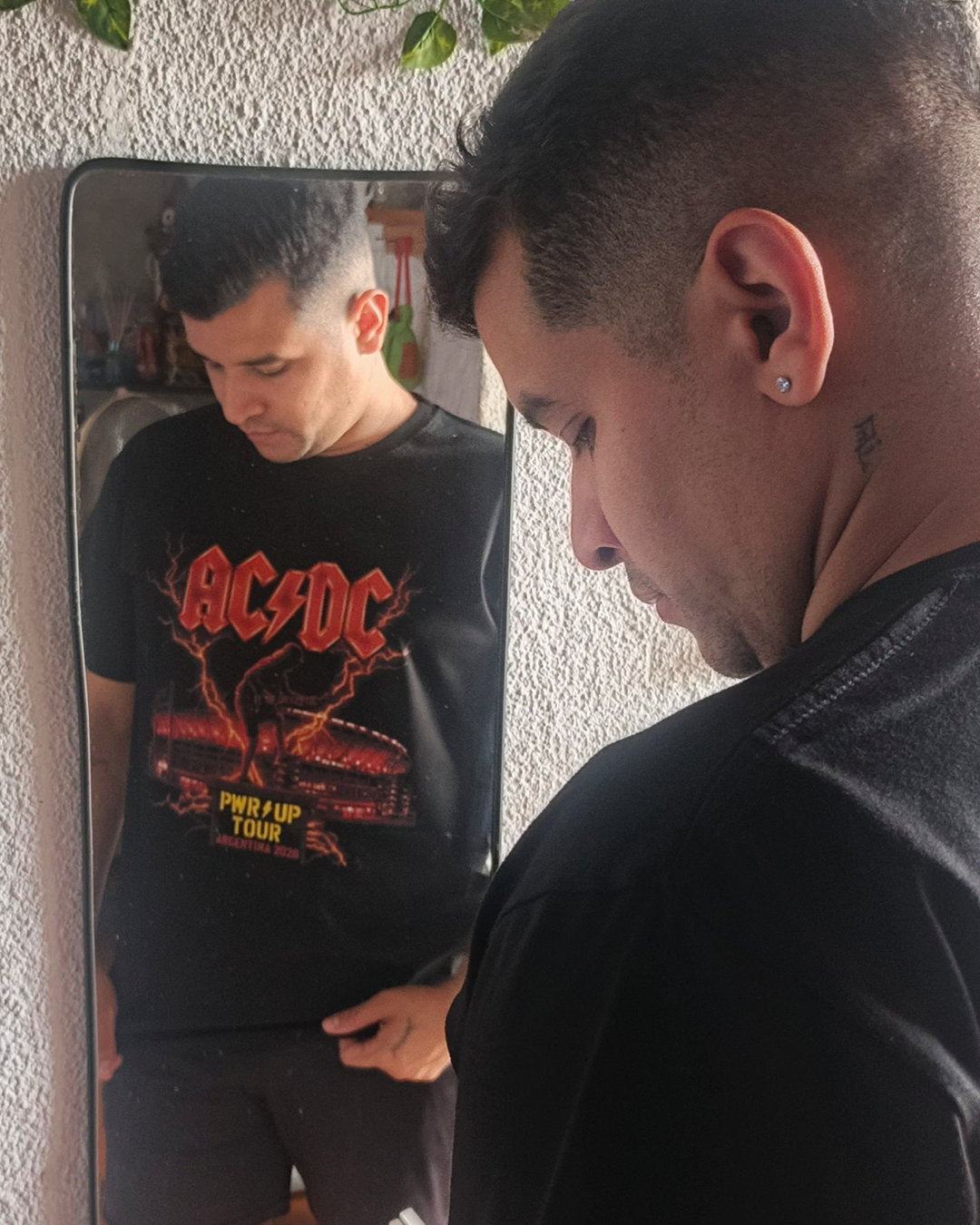 Remera AC/DC - Monumental - Algodón Premium