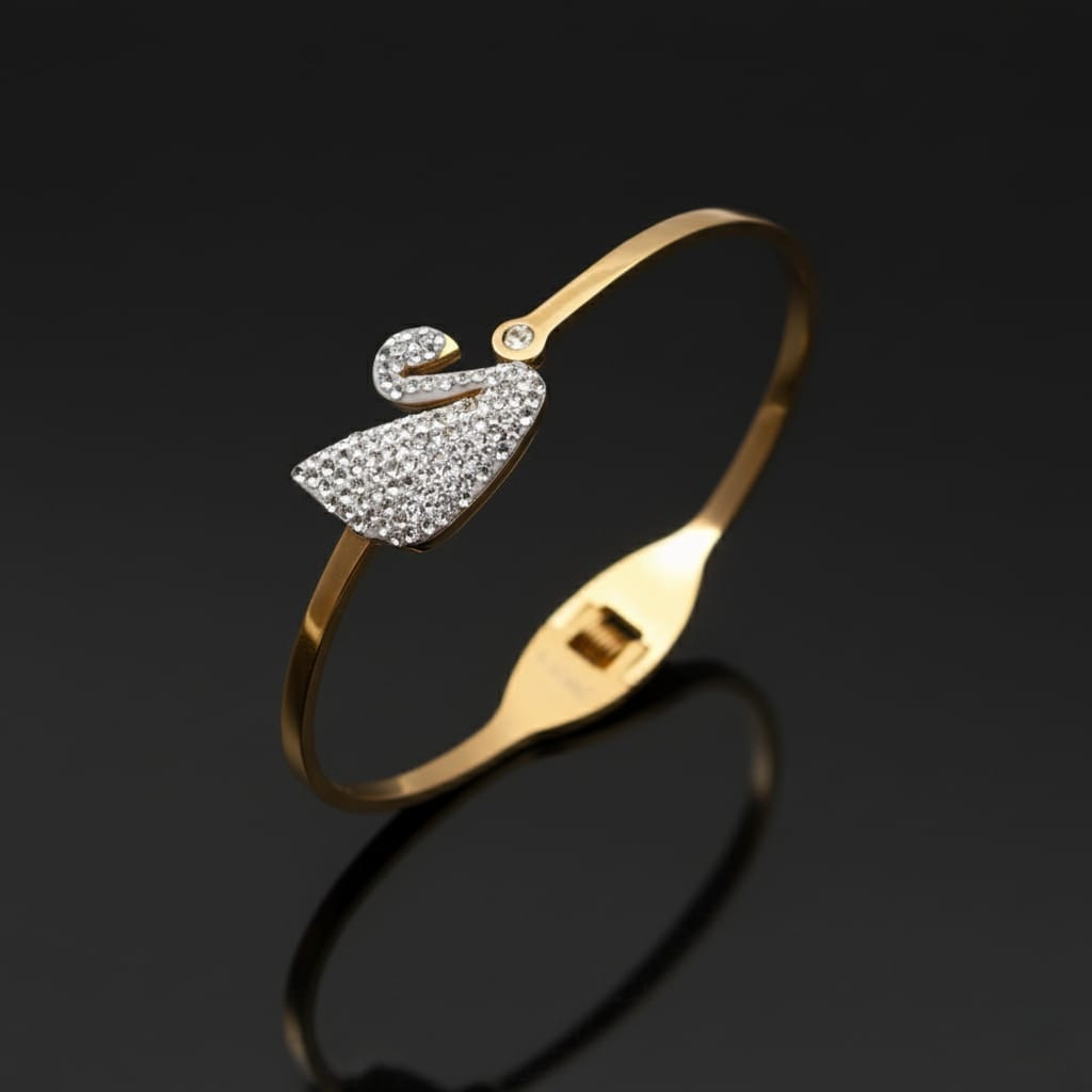 Elegant Gold-Plated Bracelet