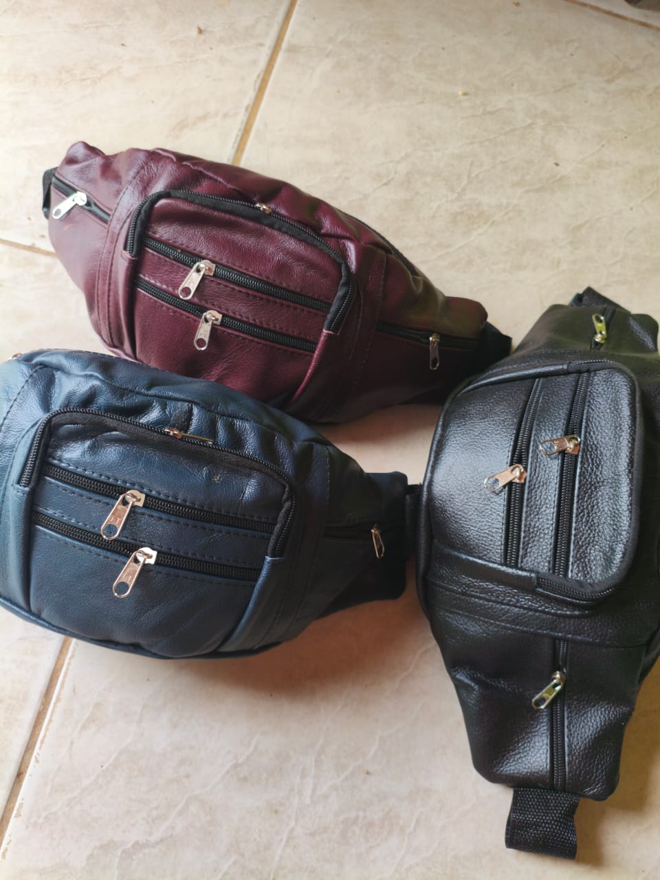 Pochete de couro legítimo, 7 zíper. 