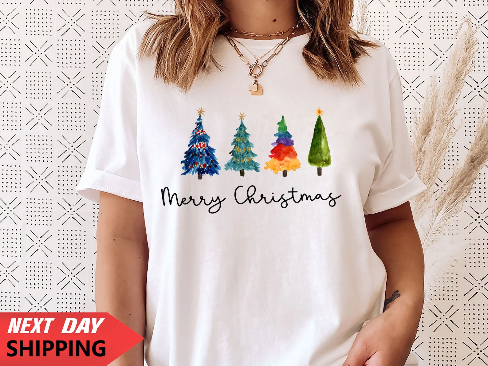 Merry Christmas Reindeer T-Shirt Santa Hat , Christmas Tree Vintage Family Holiday Xmas Elf Costume, Colourful Tree 3
