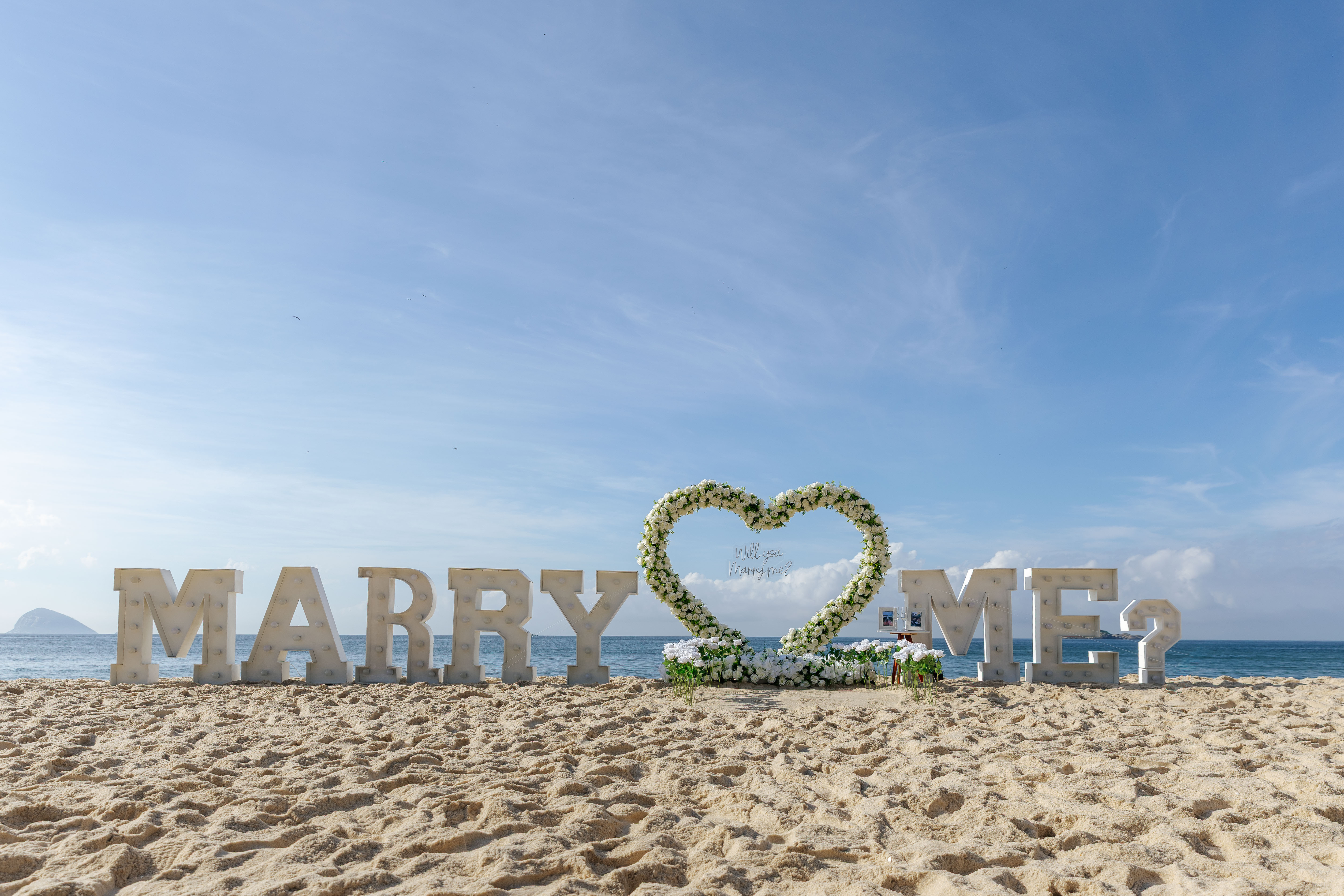 Pedido de Casamento Incrível na Praia