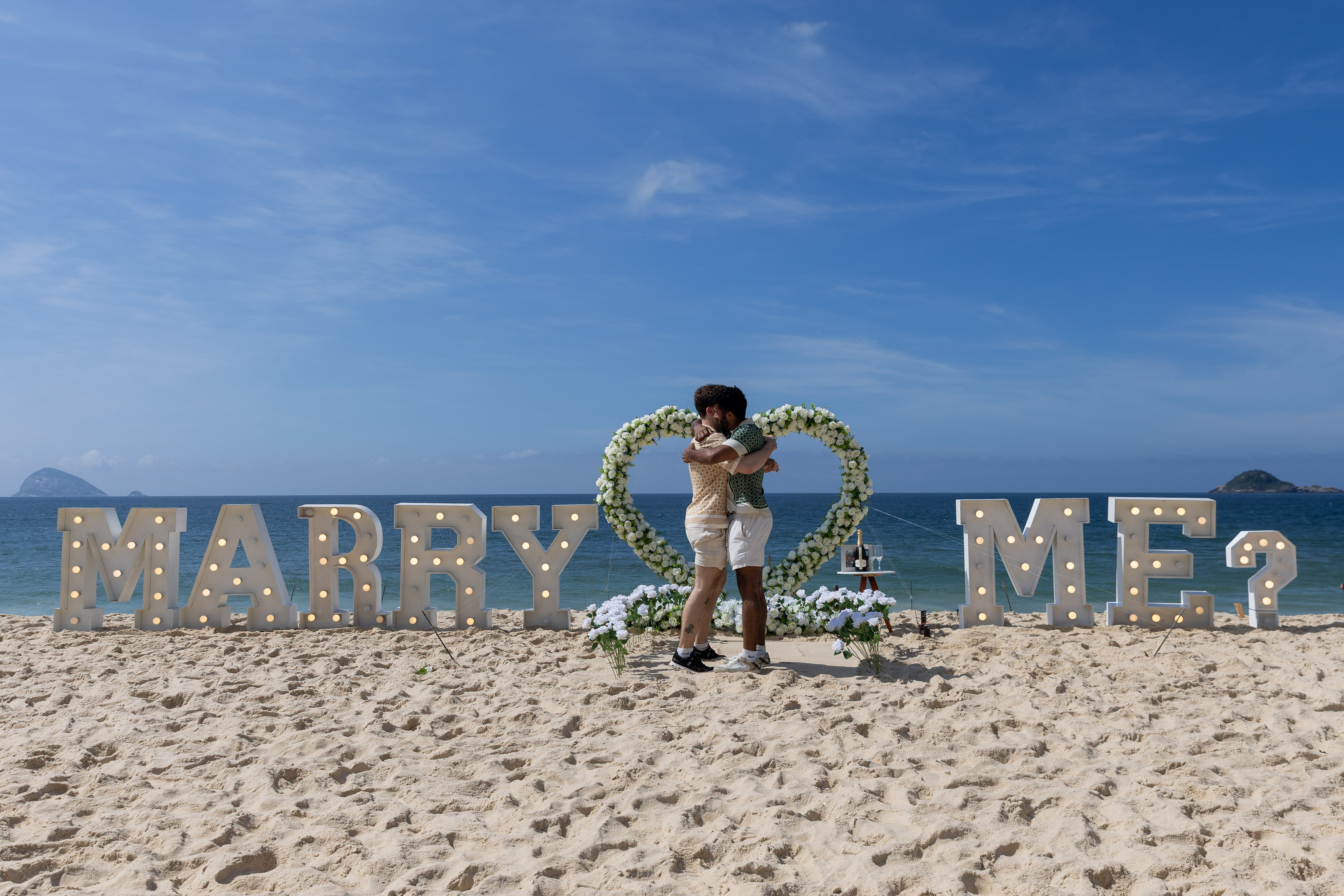 Pedido de Casamento Incrível na Praia