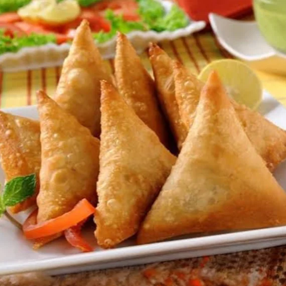 Aloo Samosa (12 Pieces)