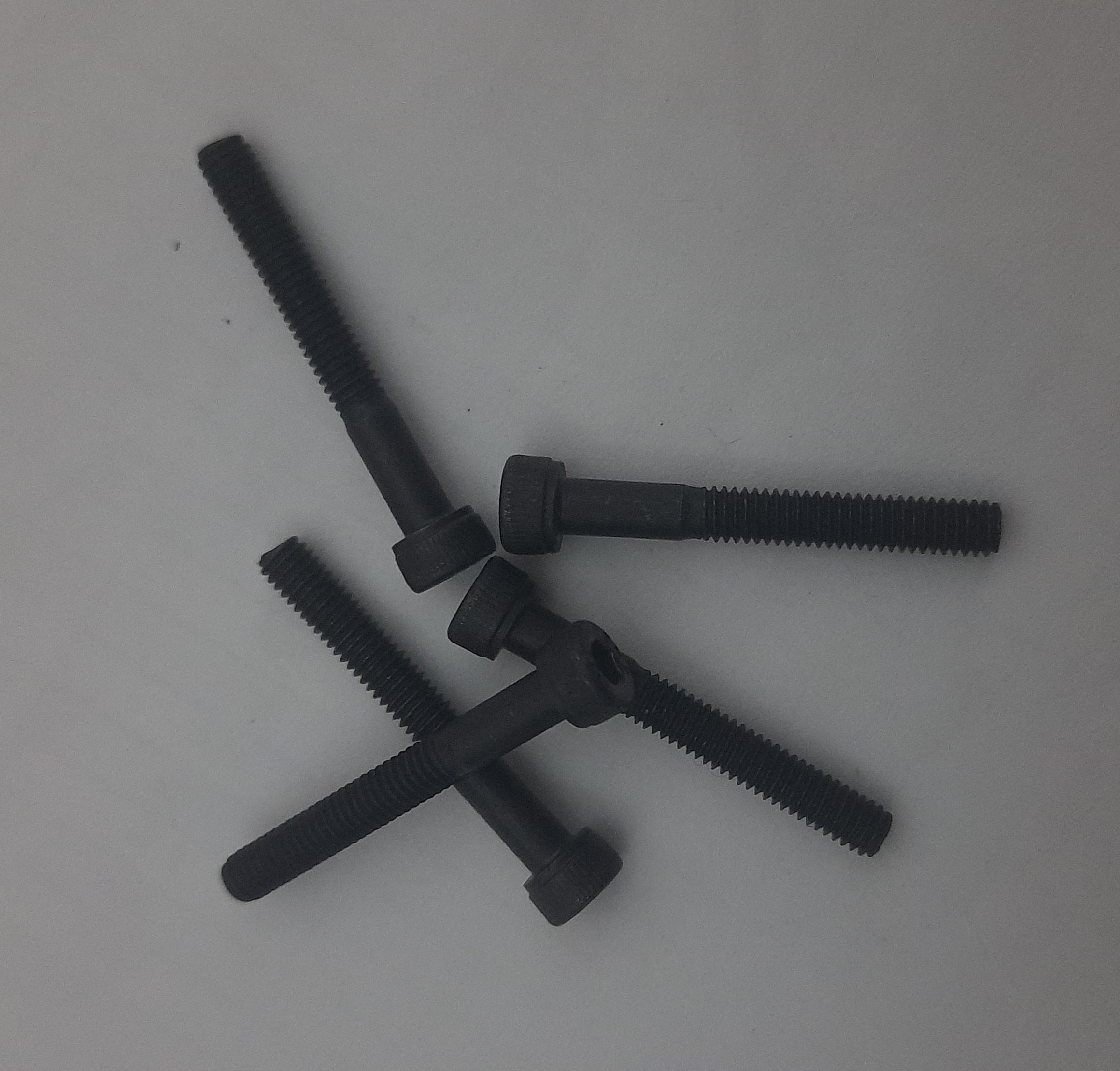 M5X40 BAUT L SOCKET HEAD SCREW  HTB 12.9