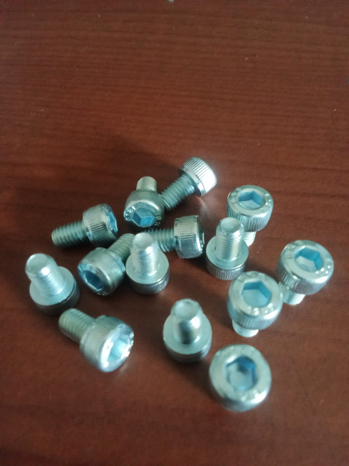 M3X8 BAUT L SOCKET HEAD SCREW HTB 12.9 ZINC PLATING PUTIH