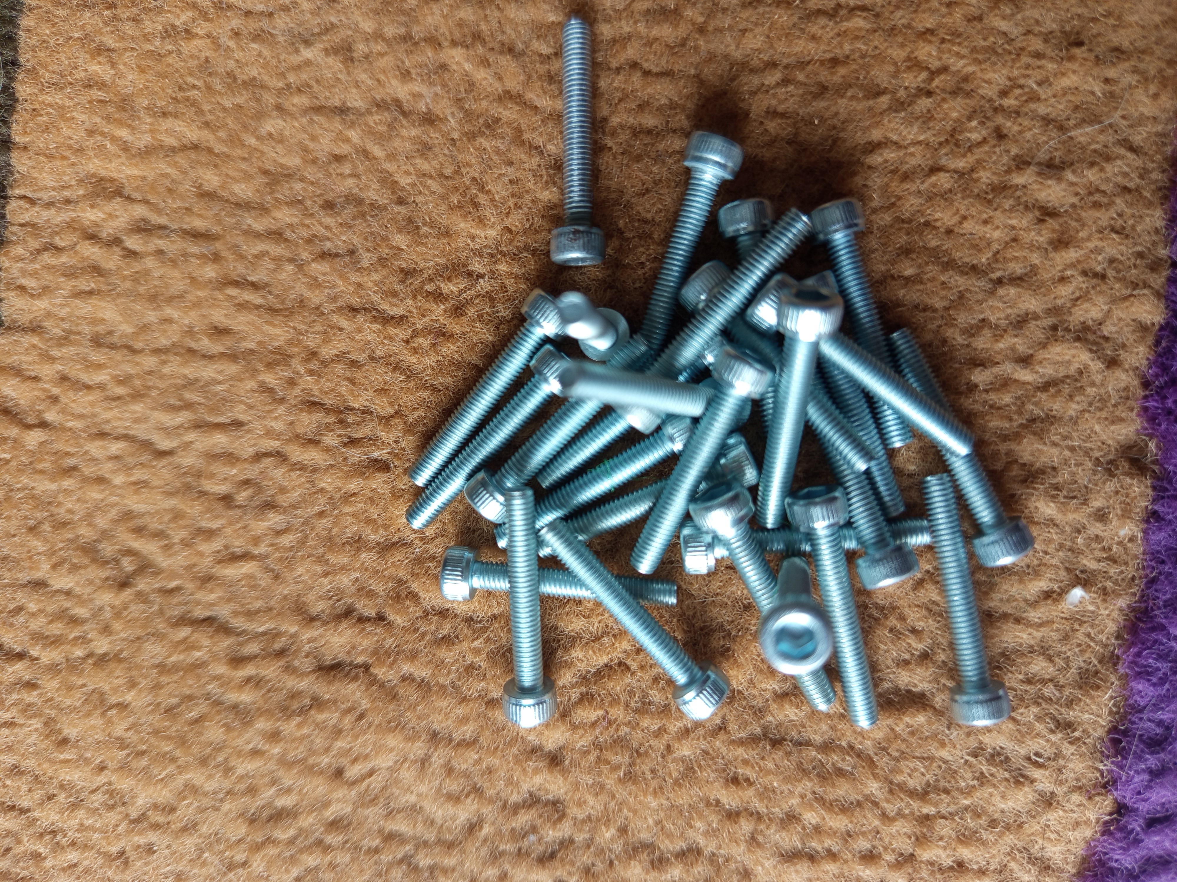 M3X20 BAUT L SOCKET HEAD SCREW HTB 12.9 ZINC PLATING PUTIH