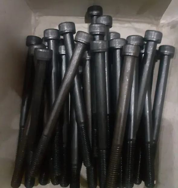 M8X130 BAUT L SOCKET HEAD SCREW  HTB 12.9