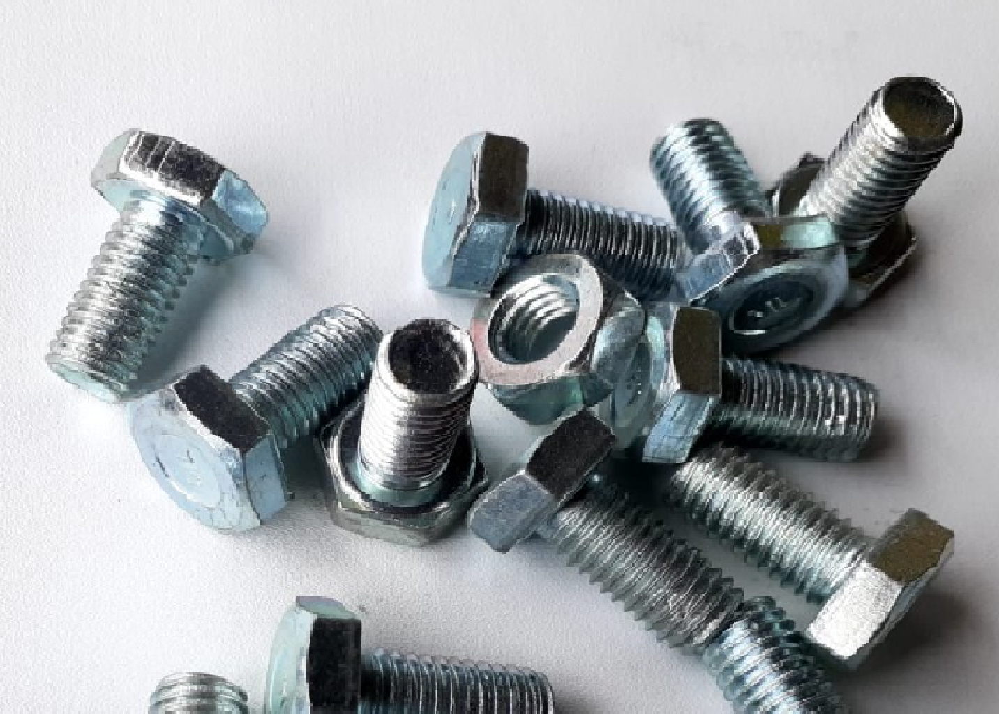 M10X15 Baut Hexagon galvanis putih zinc