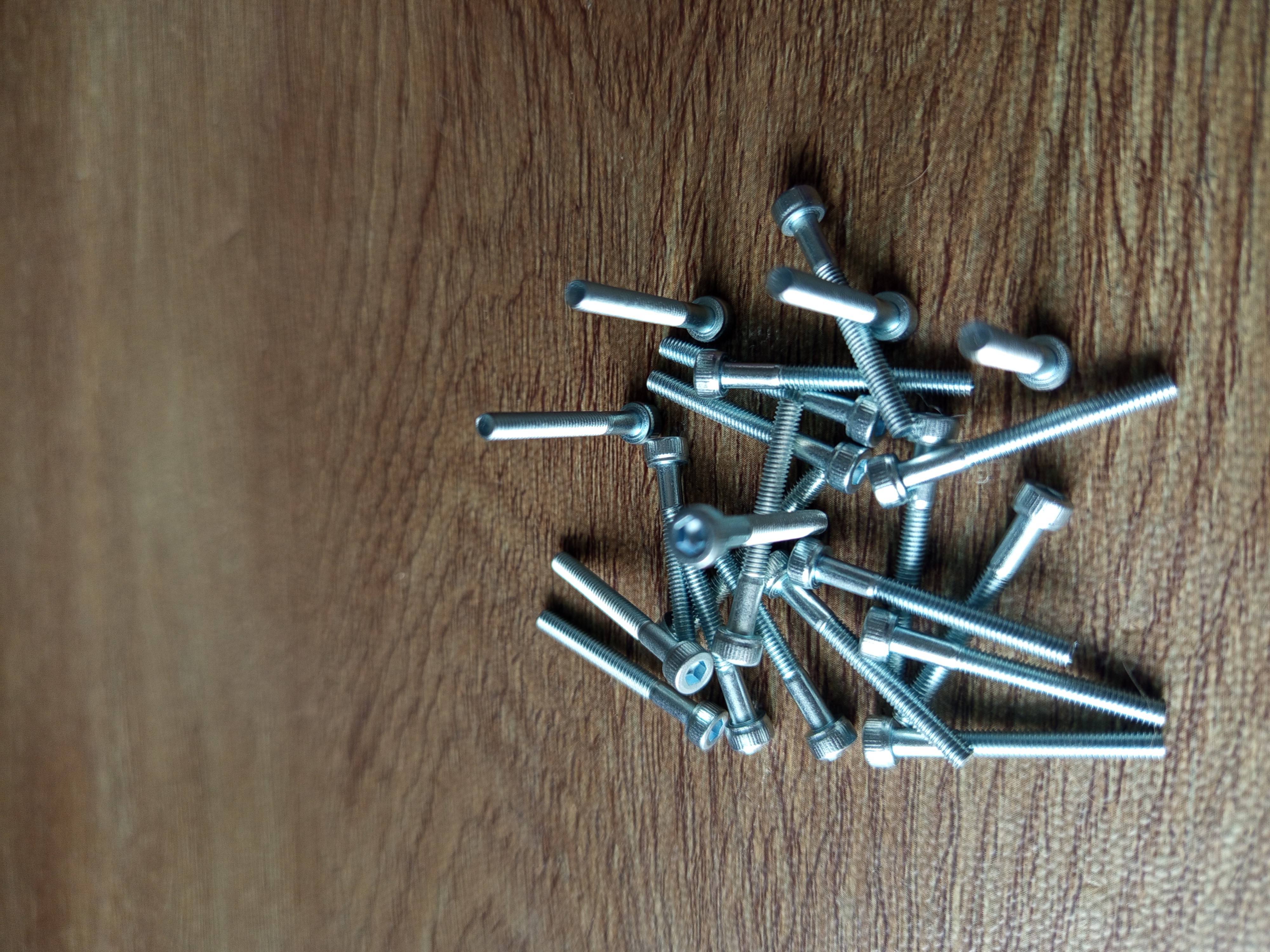 M3X25 BAUT L SOCKET HEAD SCREW HTB 12.9 ZINC PLATING PUTIH HALF DRAT