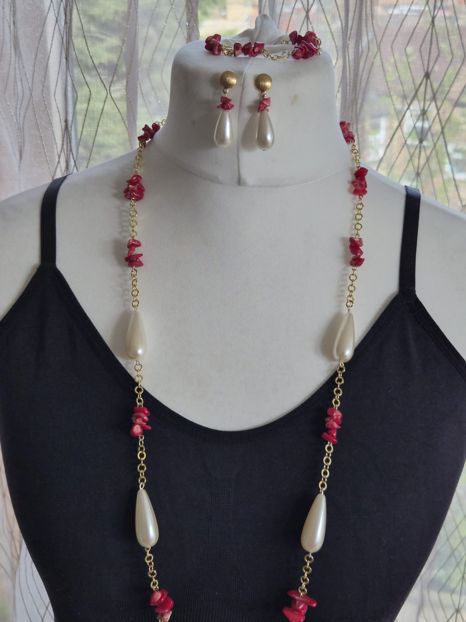 Pearl and Red Gemstone Jewelry Set
