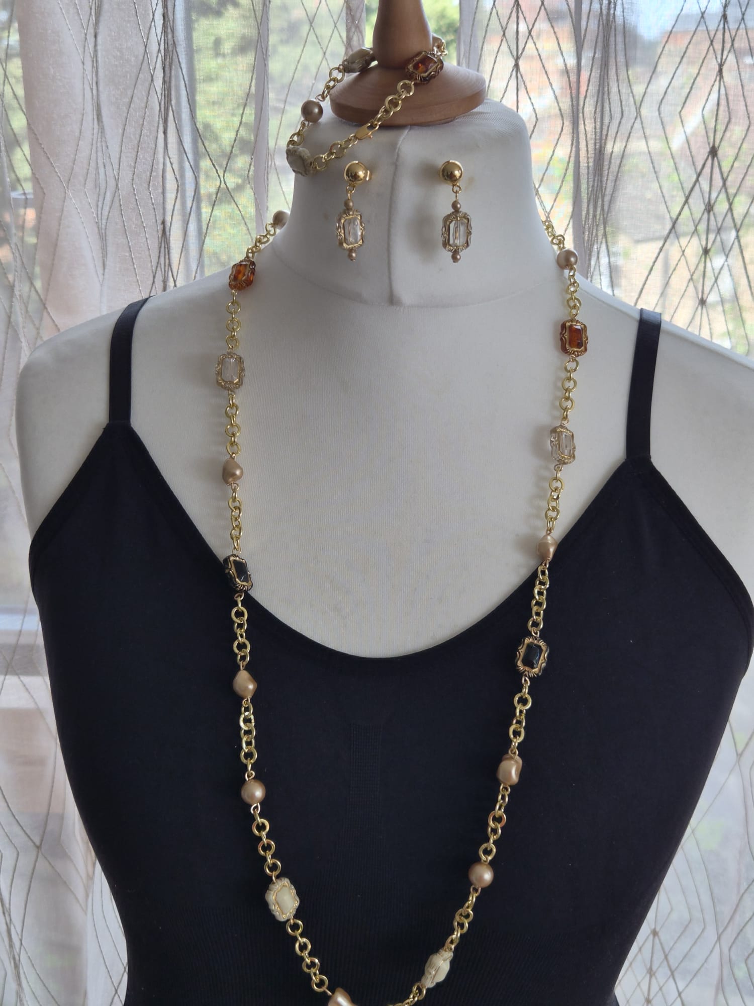 Elegant Gold Multi-Stone Jewelry Set
