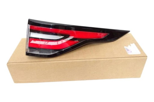 ARKA STOP SAG /RIGHT JUSTIFY/TAILLAMPS LED (NWD5)