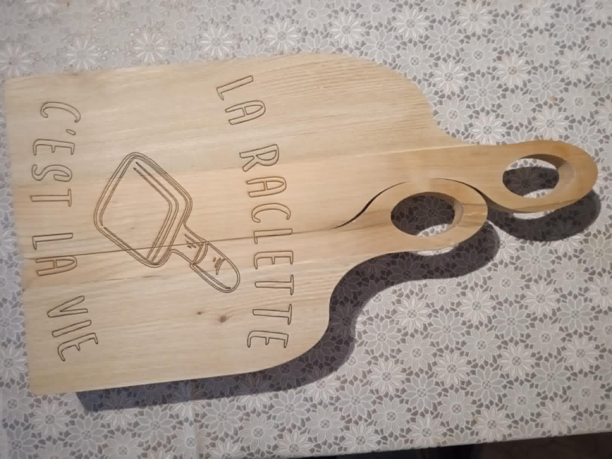 Planche à découper raclette