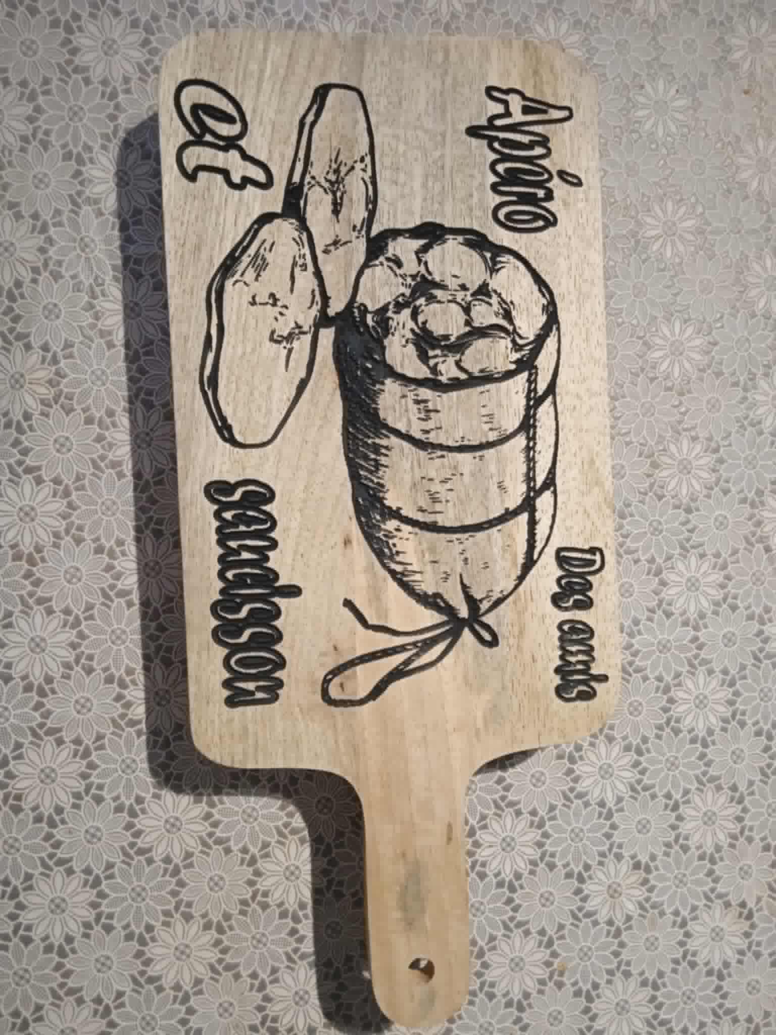 Planche à découper en bois