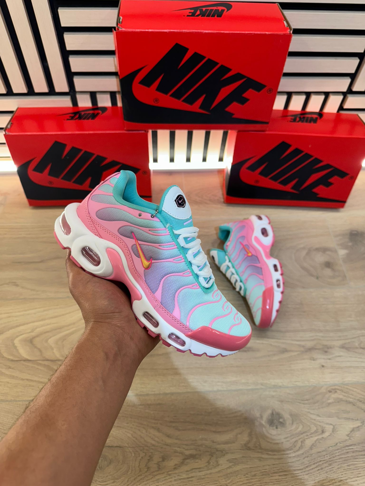 Nike Air Max Plus
