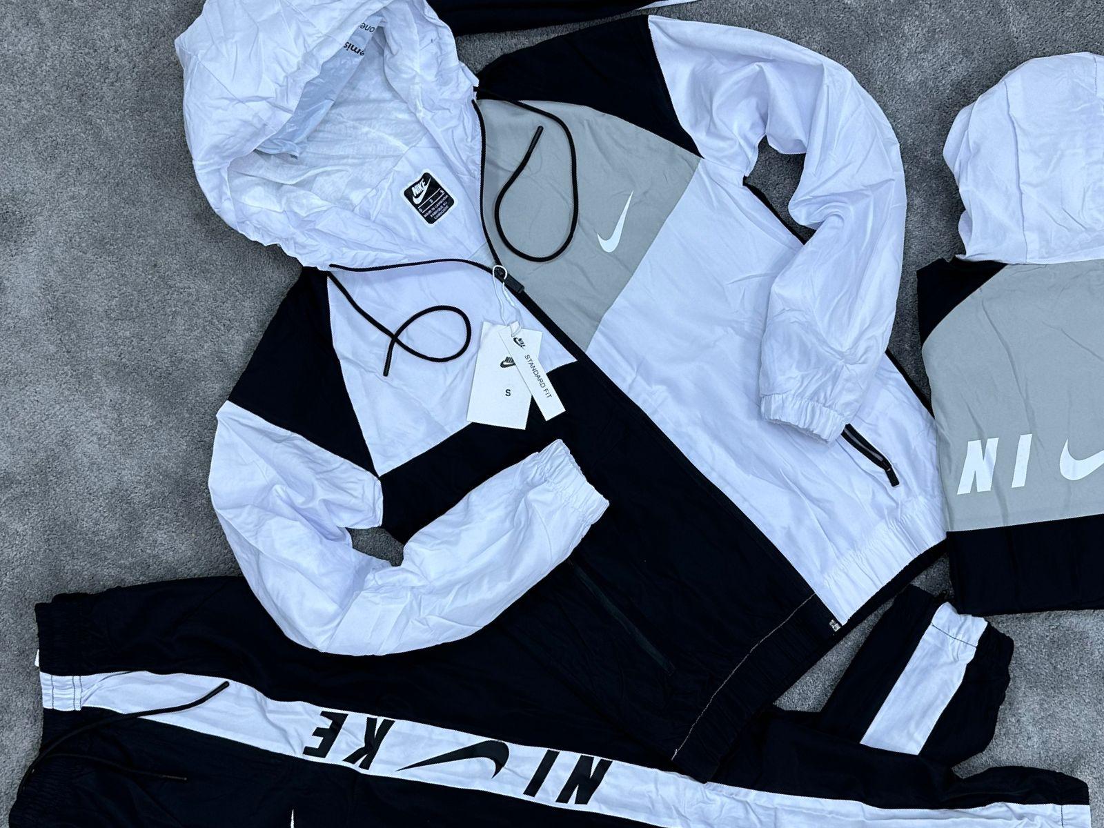 Conjunto deportivo Nike Air