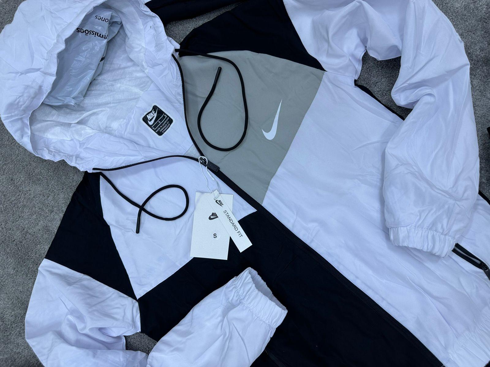 Conjunto deportivo Nike Air