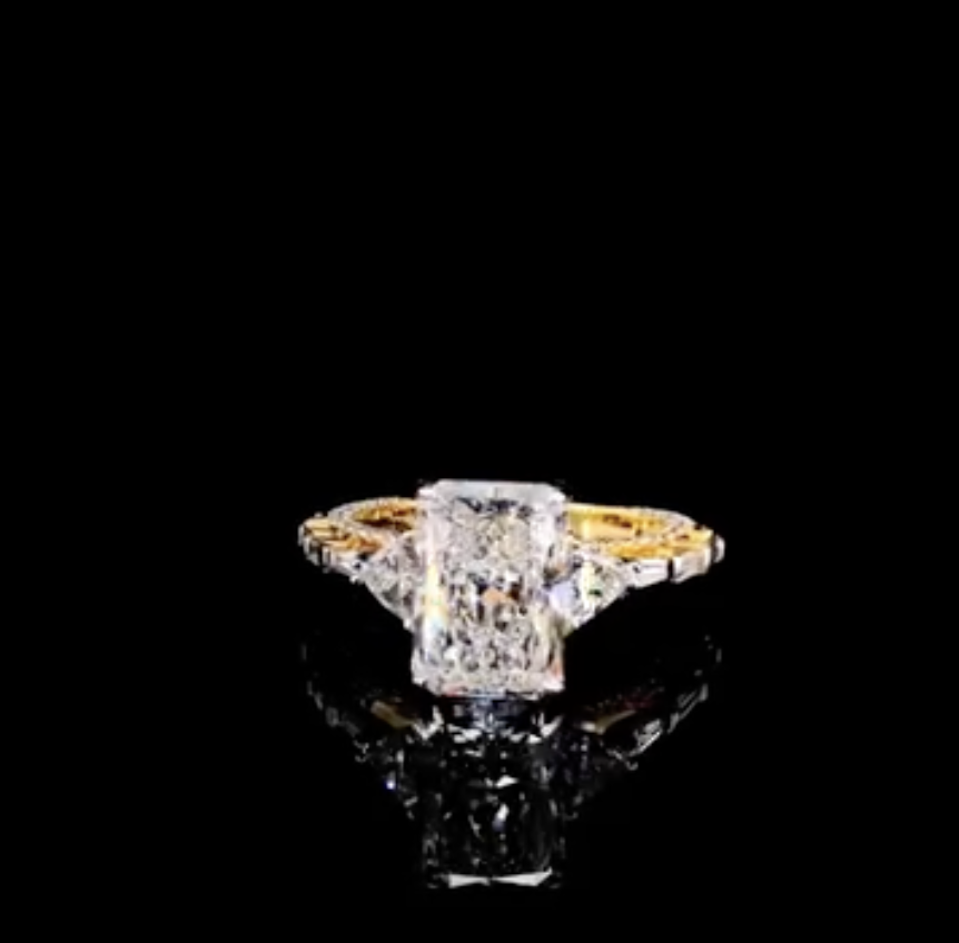 Elegant Diamond Ring