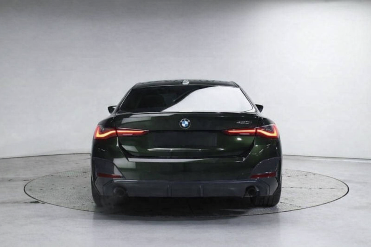  BMW 4 Series (G22) 420i Gran Coupe su M Sport Performance Package