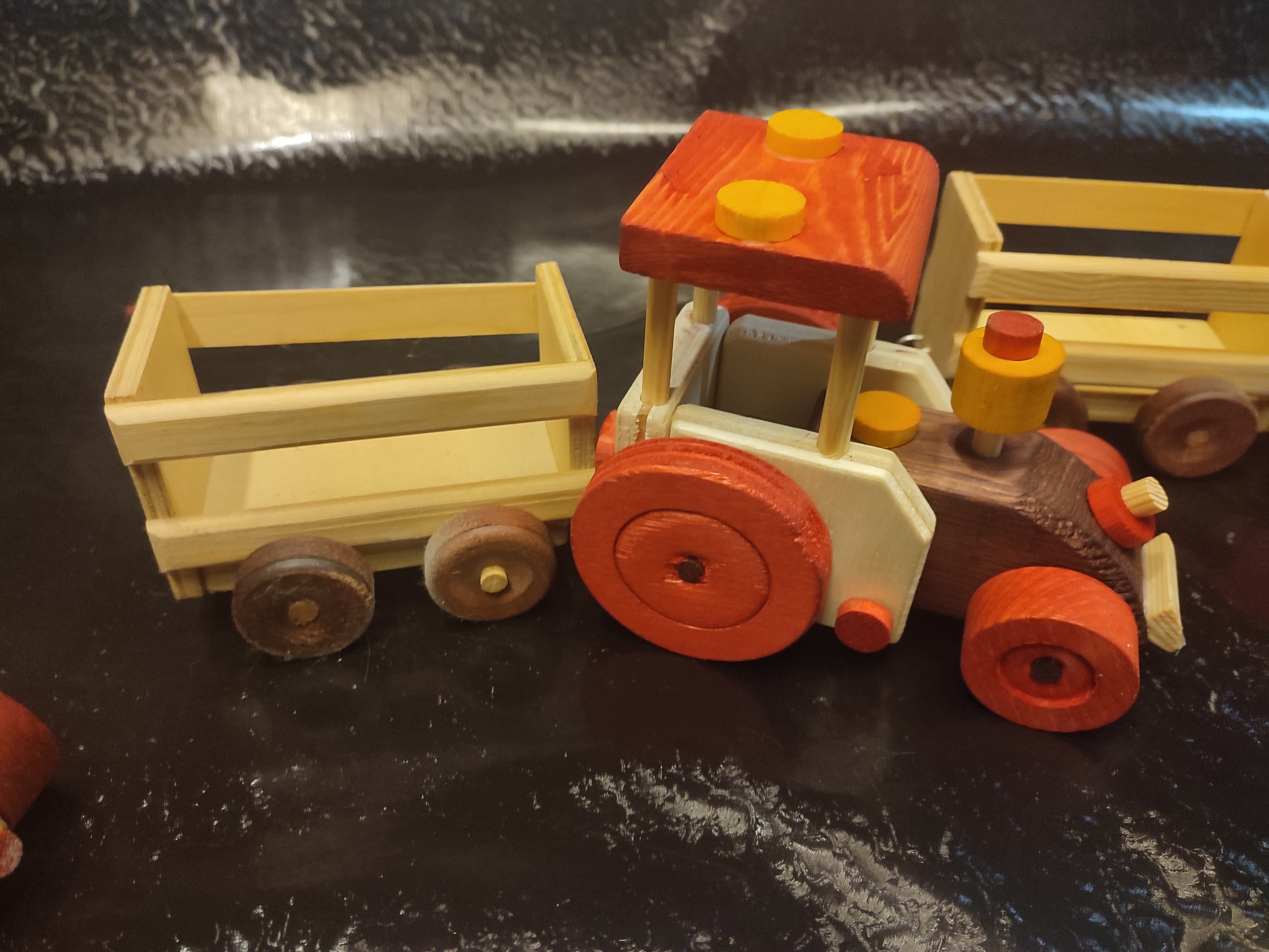 Traktor z przyczepą