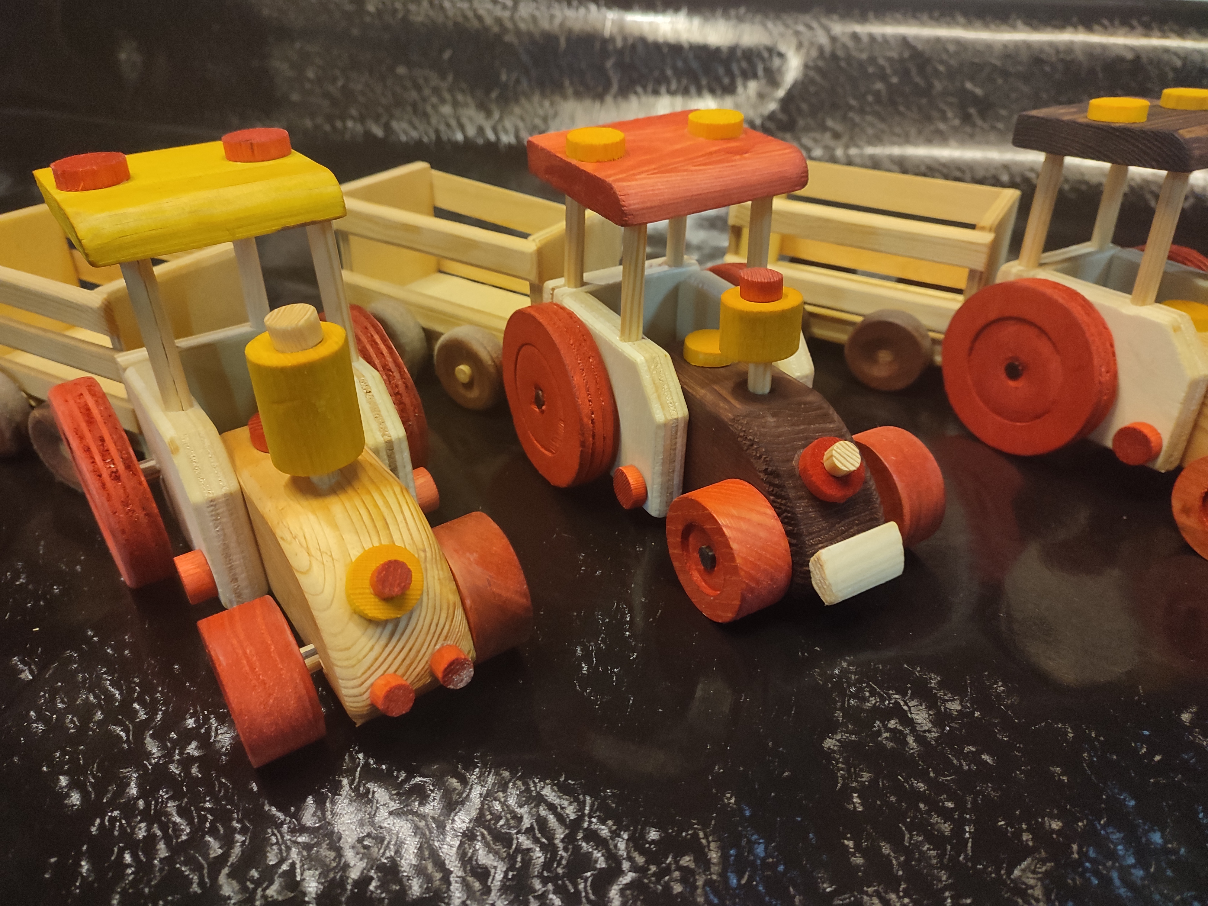 Traktor z przyczepą