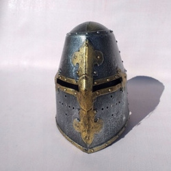 Hełm rycerski garnczkowy