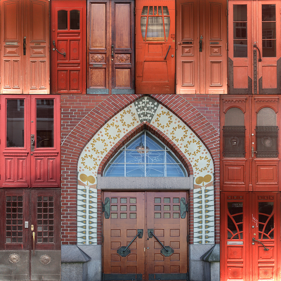 Art exhibition catalogue "TURUN OVET. THE DOORS OF TURKU"