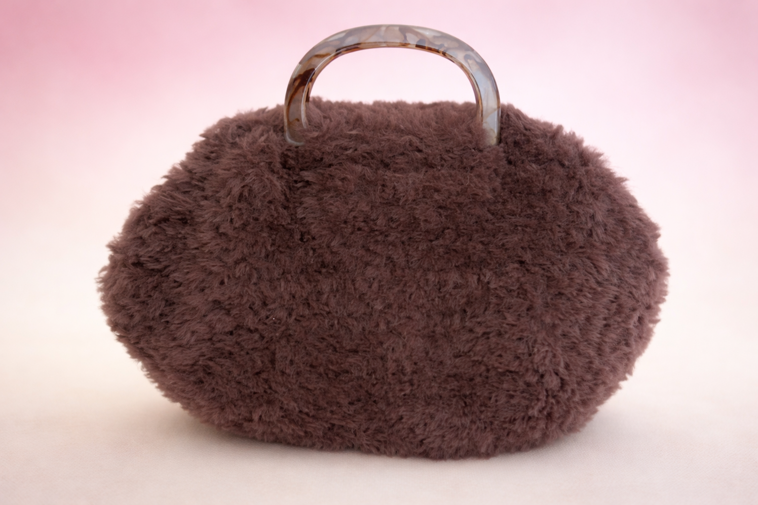 Bolso de peluche marrón