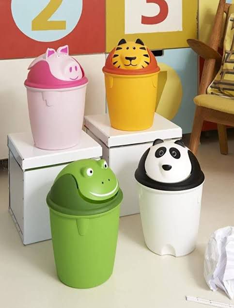 tachos de basura con diseño animal