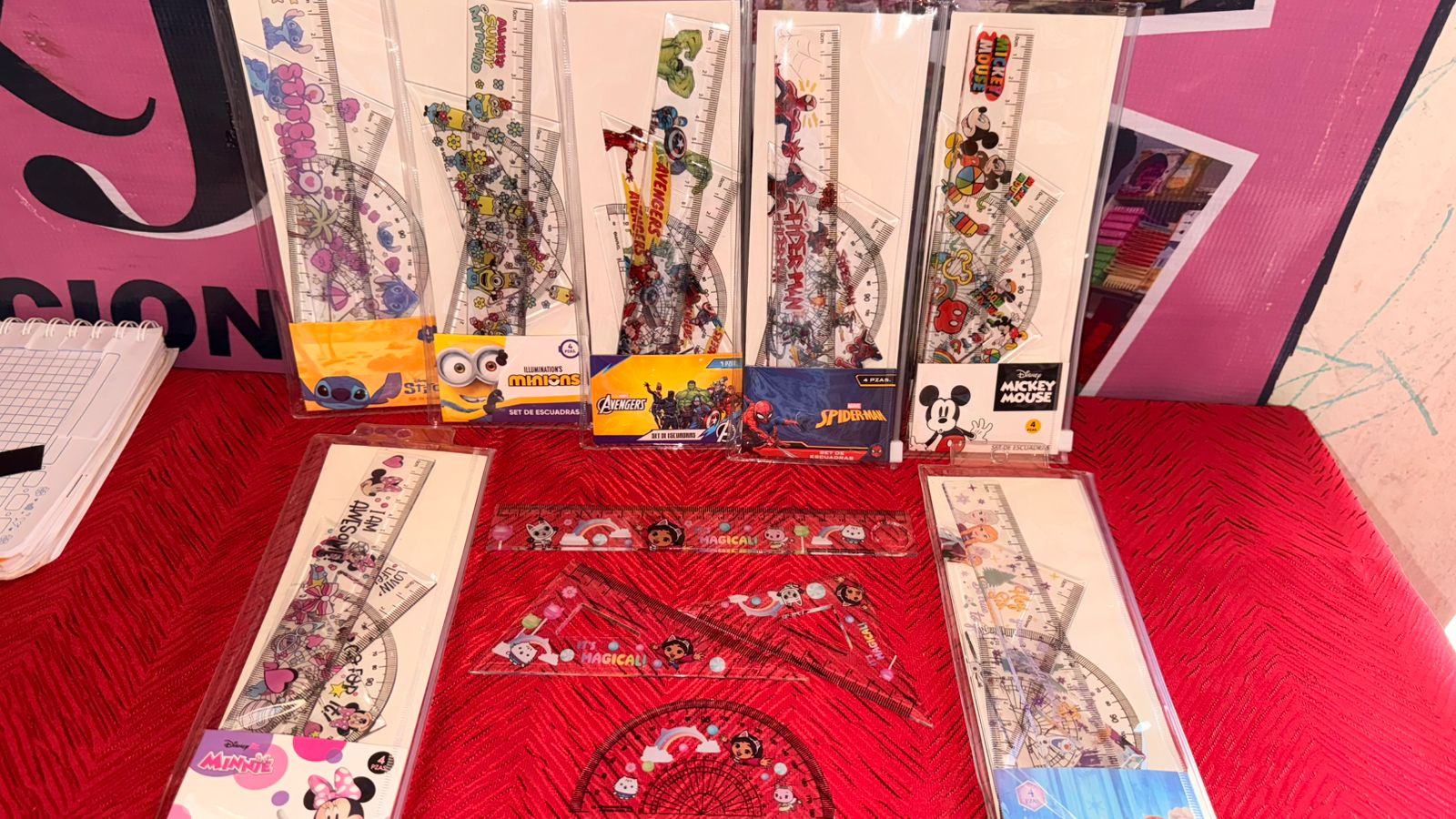 Juego de reglas escolares infantiles